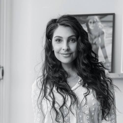 Anna Nooshin